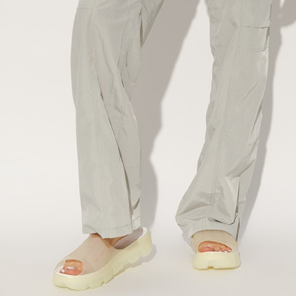 UGG Women's Jella Clear Slide Sandals